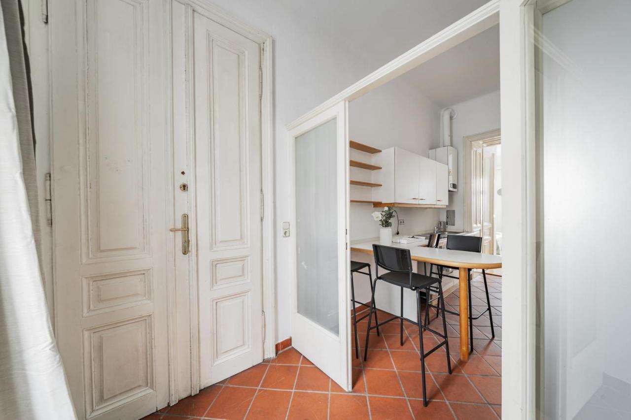 Stylisch Condo In Vienna'S 18Th District المظهر الخارجي الصورة